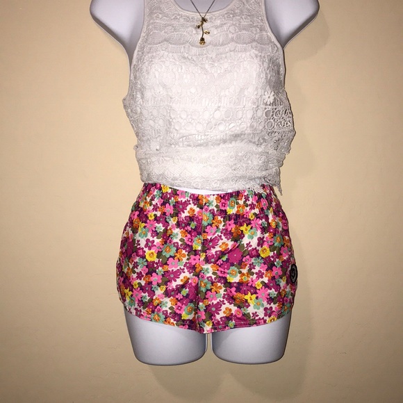 Roxy Swim Shorts - Picture 3 of 3